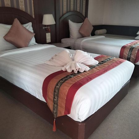 The Lion King Hotel Udonthani Buitenkant foto