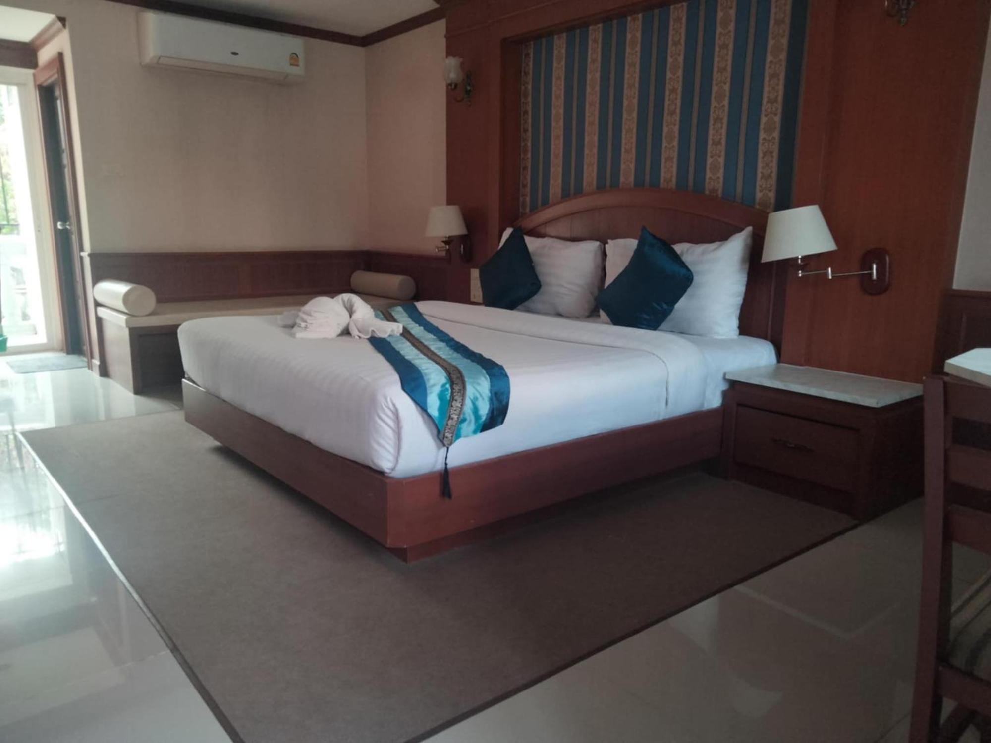 The Lion King Hotel Udonthani Buitenkant foto